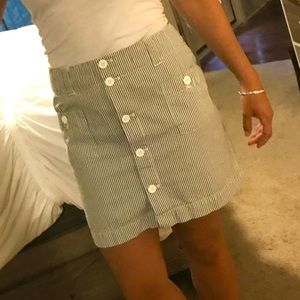 Vineyard Vines Buttoned Skirt (worn once)